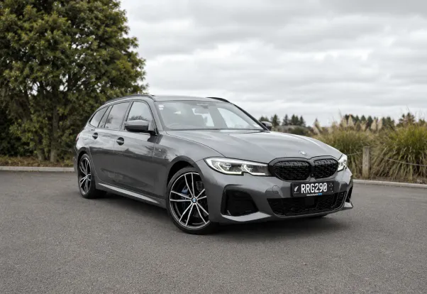 Station Wagon image